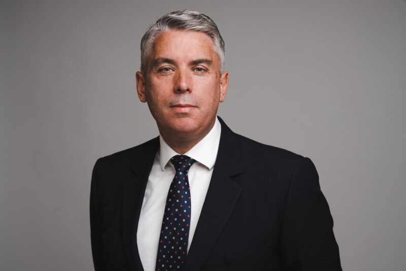 Linkedin Headshot For Senior Exec