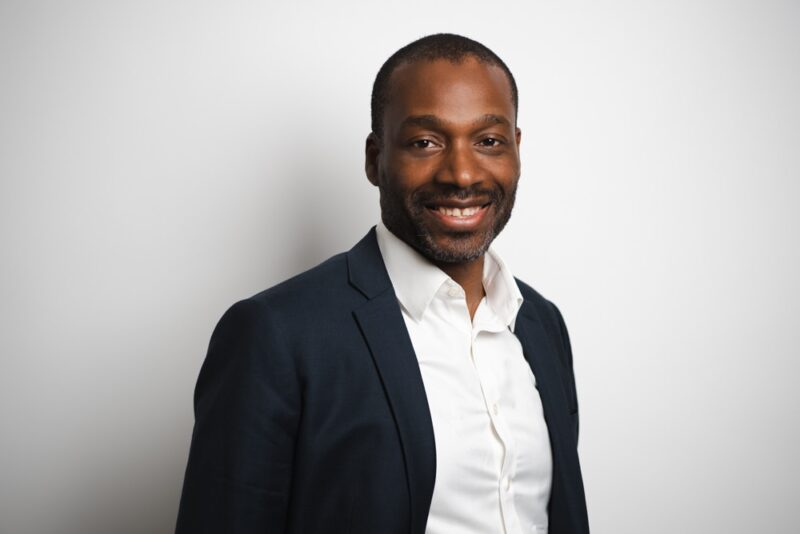 LinkedIn Headshot Photography Studio